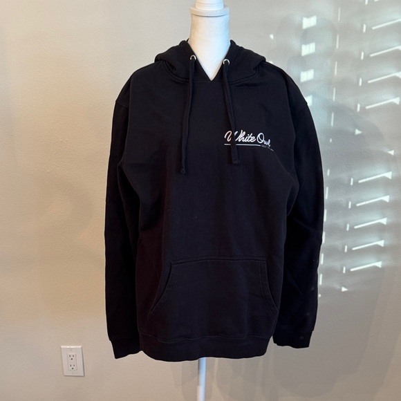 District Other - Black Hoodie SO soft